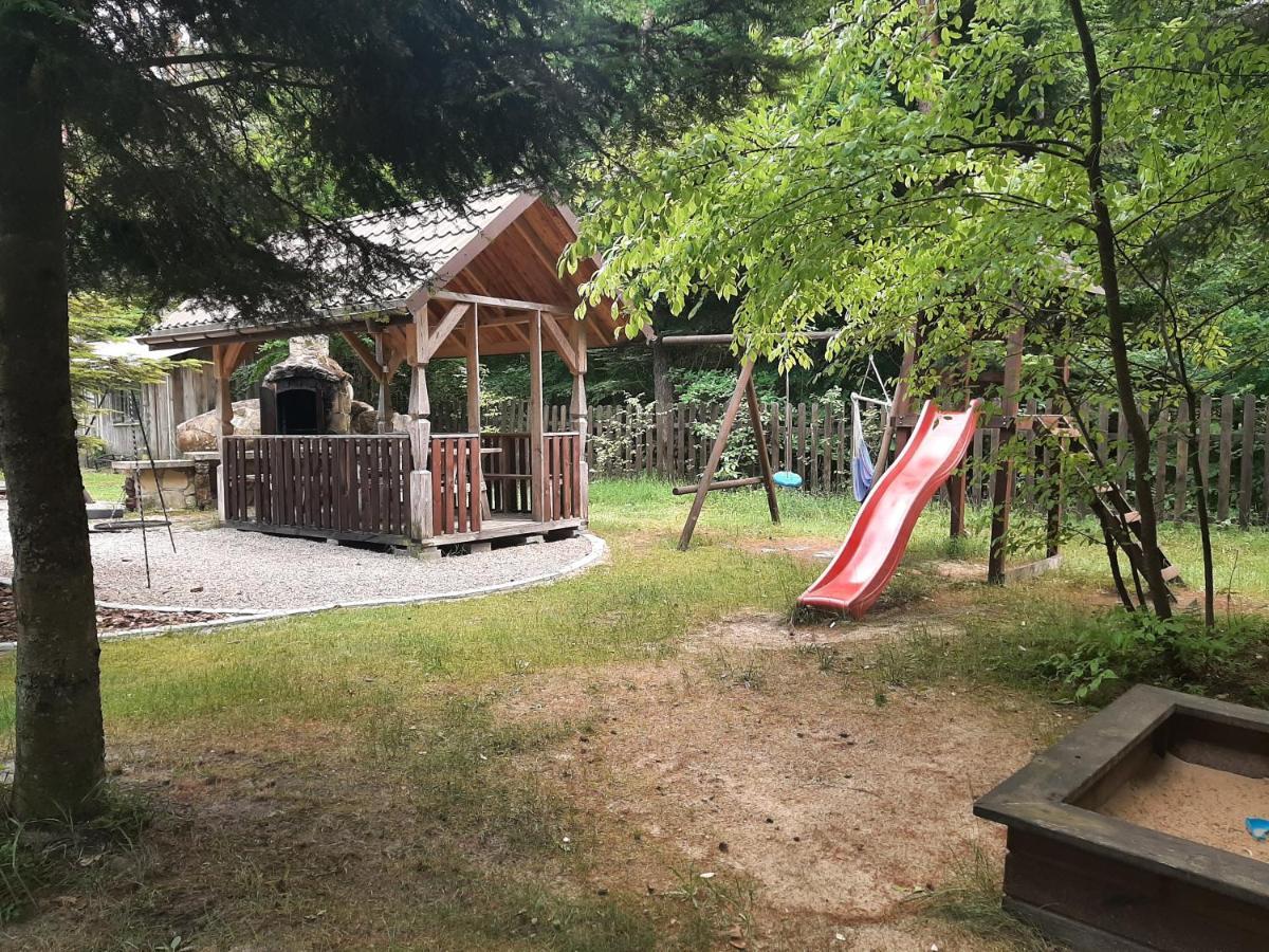 Lesny Zakatek Hotel Krasnobród Buitenkant foto